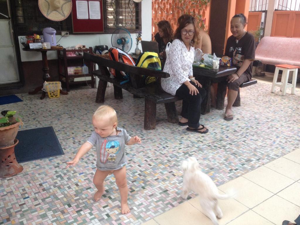 28 Rachabutr Hostel Ubon Ratchathani Εξωτερικό φωτογραφία