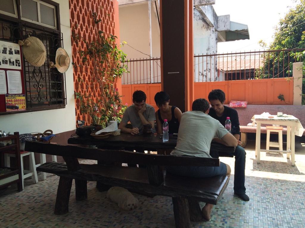 28 Rachabutr Hostel Ubon Ratchathani Εξωτερικό φωτογραφία