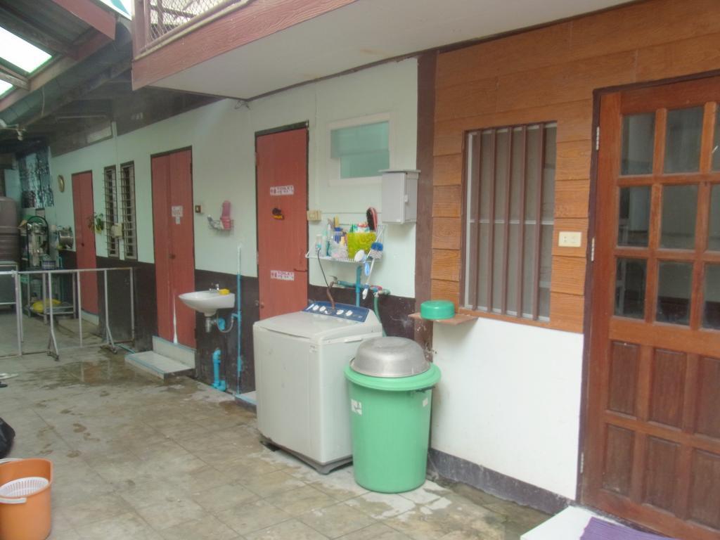 28 Rachabutr Hostel Ubon Ratchathani Εξωτερικό φωτογραφία