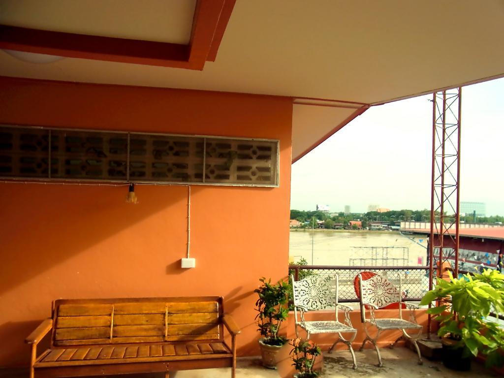 28 Rachabutr Hostel Ubon Ratchathani Δωμάτιο φωτογραφία